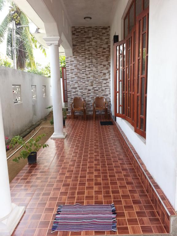 Seetha'S Hostel Negombo Exterior photo